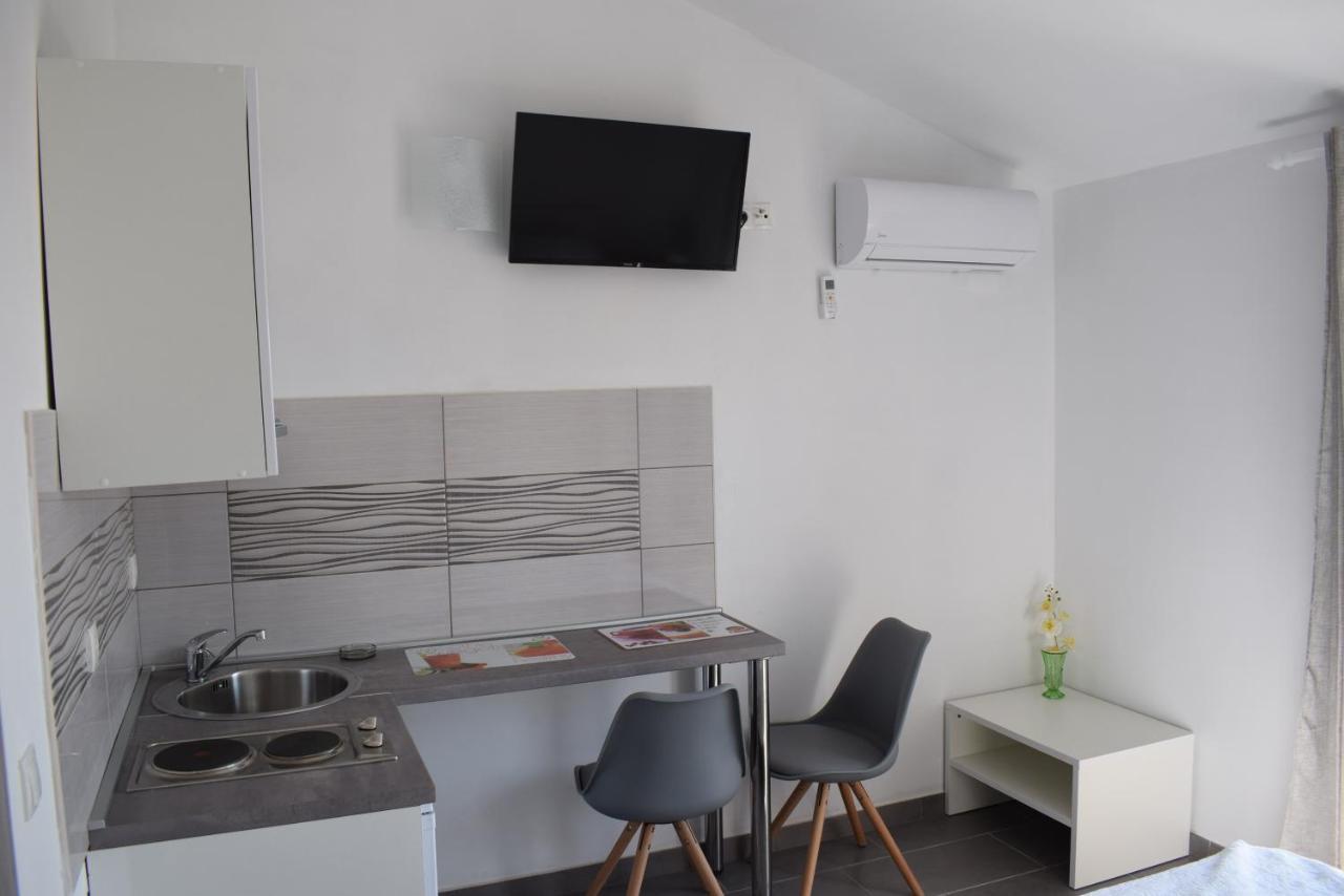 Apartmani Katica Novalja Exteriér fotografie